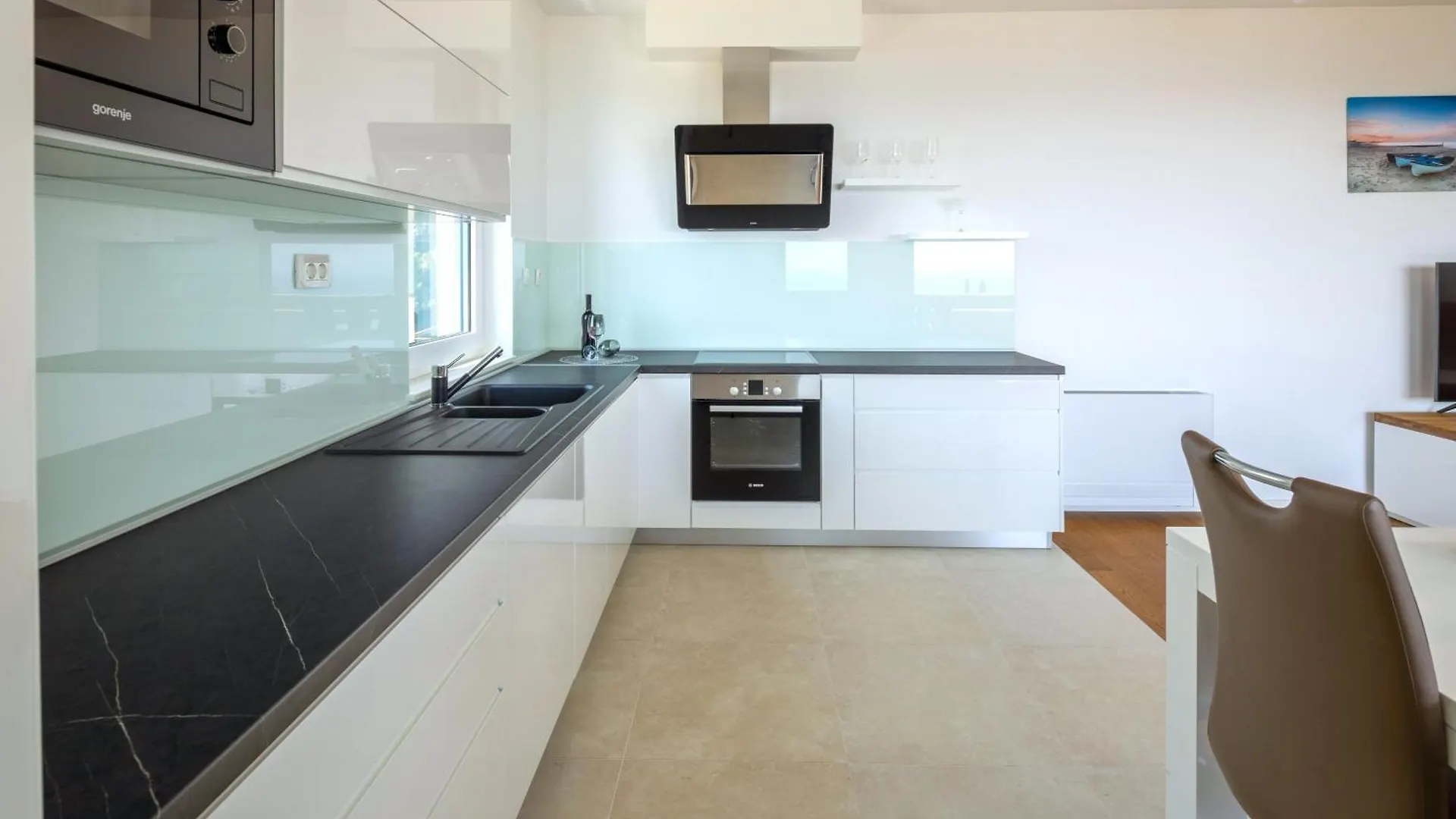 Stunning Kasuni Beach Apartments In Split