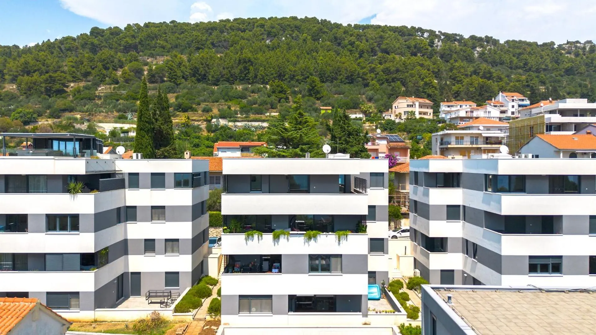 Stunning Kasuni Beach Apartments In Split Chorvatsko