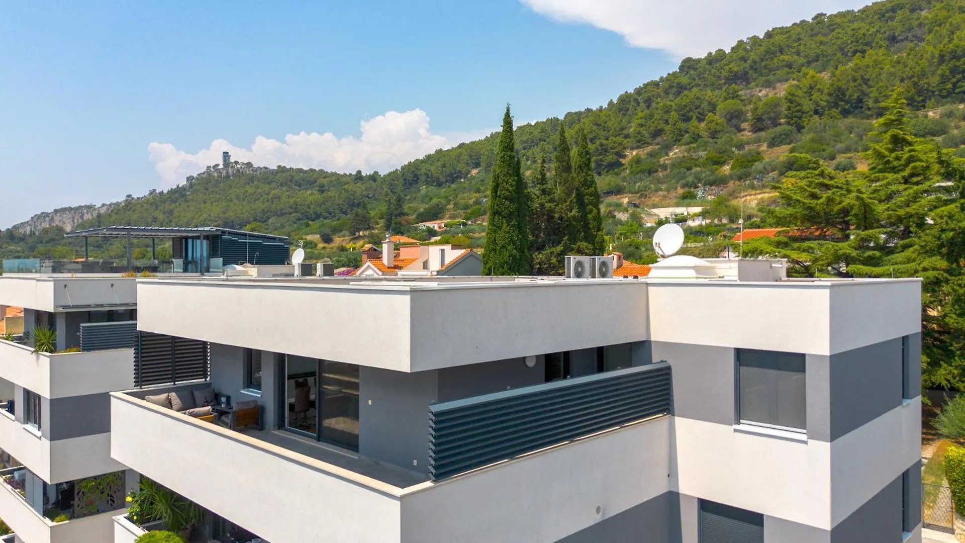 Stunning Kasuni Beach Apartments In Split 0*,  Chorvatsko