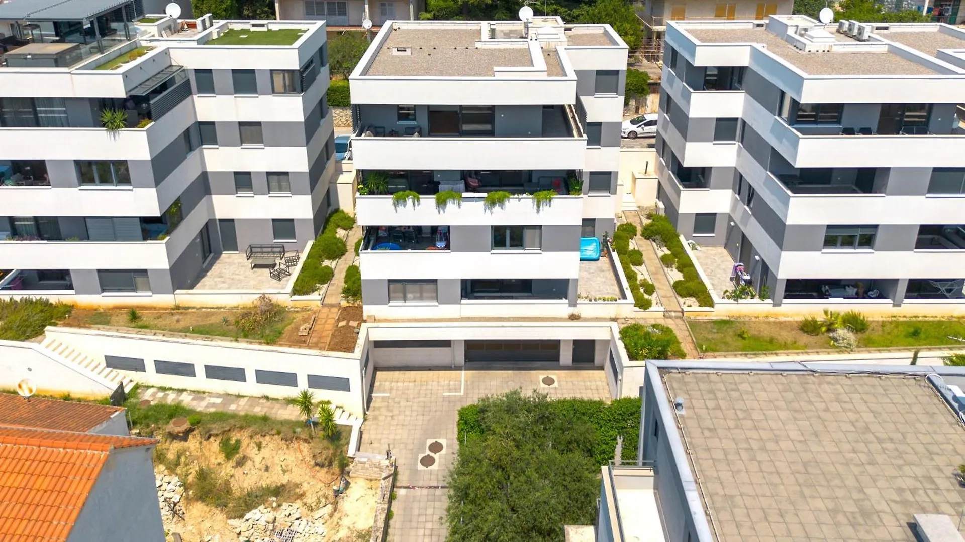 Stunning Kasuni Beach Apartments In Split Chorvatsko