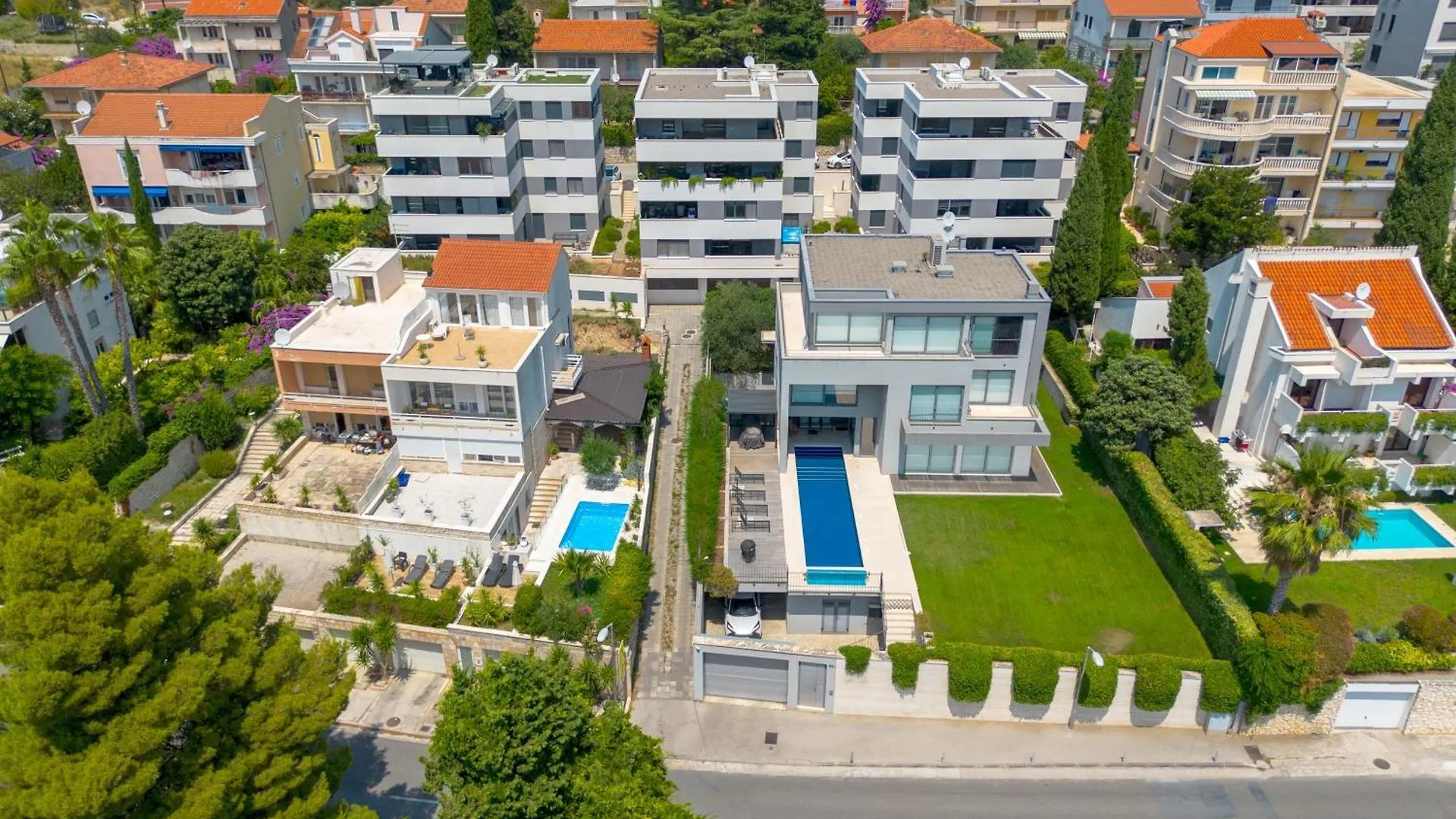 Stunning Kasuni Beach Apartments In Split Chorvatsko