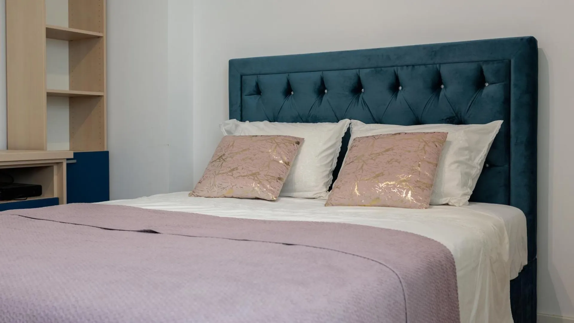 Stunning Kasuni Beach Apartments In Split